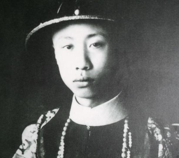历史上最后一个太监,还出了一本书