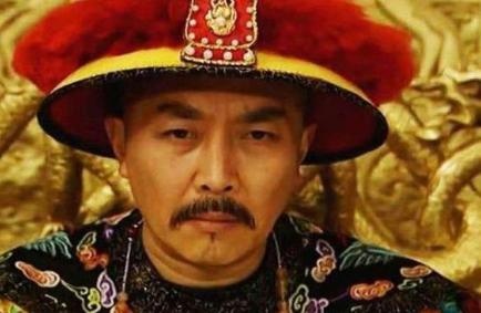岳钟琪到底是何许人也 为何会这么多人找他造反呢