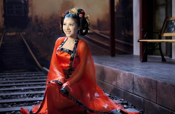 穆姜是谁