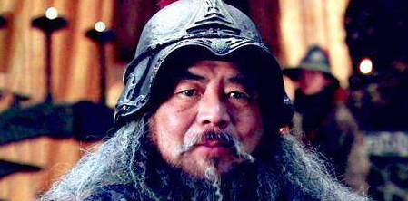 袁术敢冒天下之大不韪称帝 袁术当时实力有多强