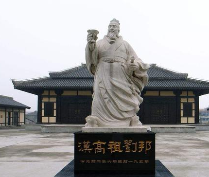 朱元璋不知道分封制度的弊端吗 朱元璋为什么还要分封诸王