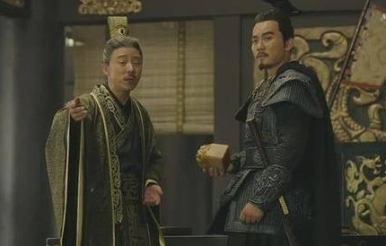 荀彧当初全心全力的帮助曹操 曹操称王称帝时荀彧为什么要反对