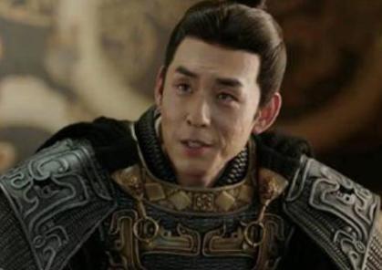 曹操为什么传位给曹丕不给曹植呢