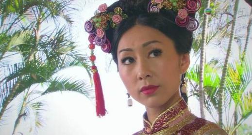 彤贵妃深受宠爱是后宫二把手，为什么会连降三级