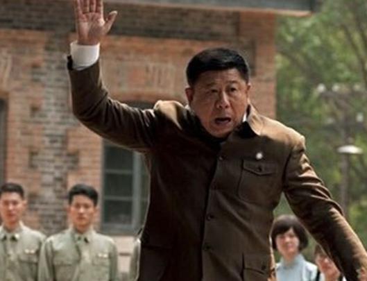 乾隆的九龙宝剑面世后，经历了哪些主人，他们的结局是怎么的呢