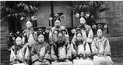 慈禧为什么那么喜爱17岁就守寡的荣寿公主