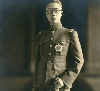 文绣历史上唯一的与皇上离婚的女人，她的离异生活怎么样