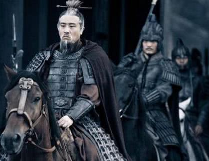 诸葛亮为什么非要去攻打曹魏 而不是去攻打东吴呢