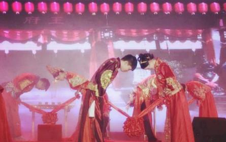 揭秘东方朔特殊癖好 他为什么每年都换一个老婆呢