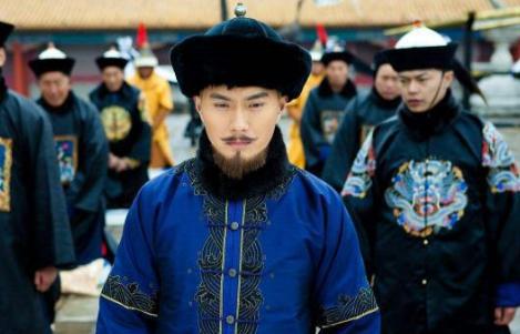 鳌拜位高权重，为什么他还愿意束手就擒