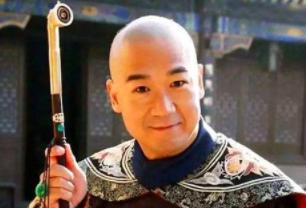 乾隆一死和珅被赐死,跟和珅一起的纪晓岚怎么样了