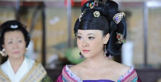 朱由校登基后，为什么要先娶自己的奶妈