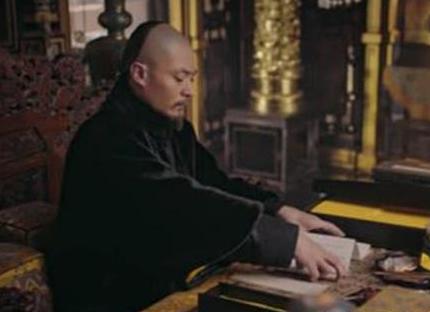 乾隆退位之后手中还大权在握 乾隆为什么还要退位