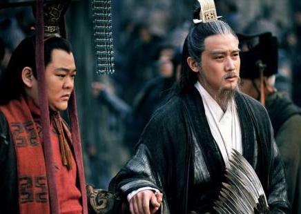 诸葛亮为什么不好好的在蜀汉发展国力