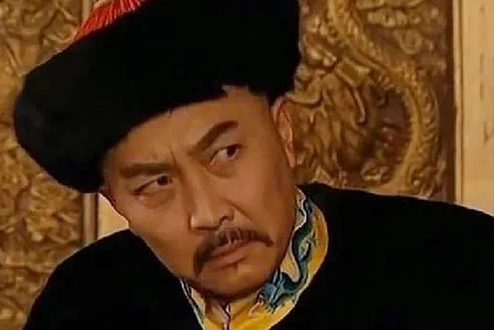 张廷玉身为清朝三朝元老 乾隆为什么将他太庙的荣誉剥夺了