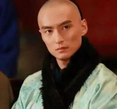 多尔衮手中有权力又有兵权 多尔衮为什么始终没有称帝