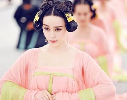 李世民死后武则天就出家了 她是怎么成为李治的老婆的