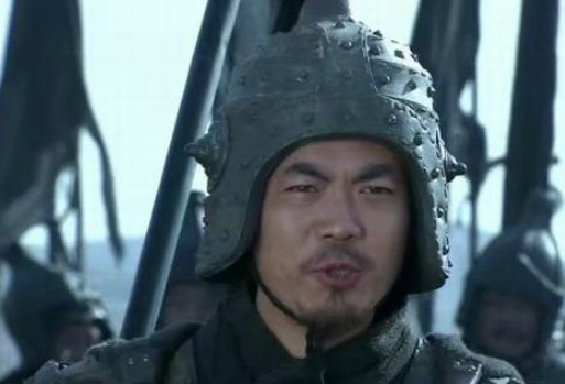 庞德和张辽张郃都是降将,为什么庞德待遇更好