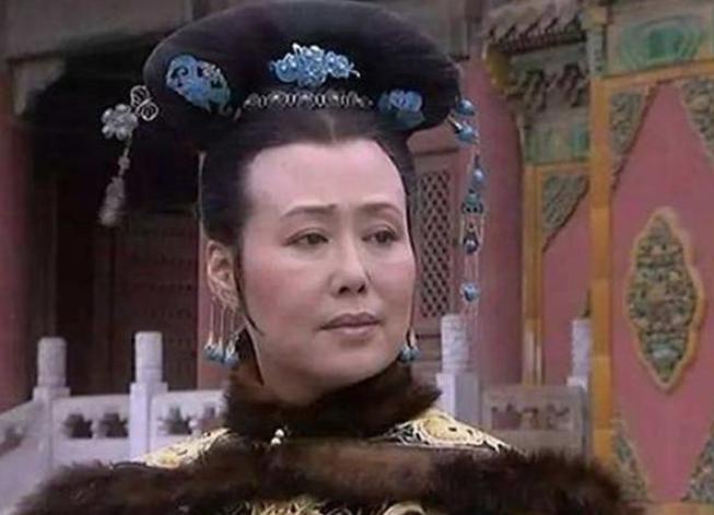 两姐妹一起嫁给表哥皇帝,最后结局分别如何