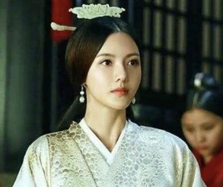 甄宓有着三国第一美女之称 赐死后为什么嘴里塞满污秽之物