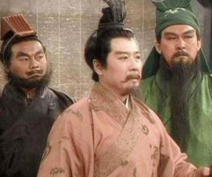 曹操对关羽如此的好 关羽为什么只跟随刘备而不是曹操