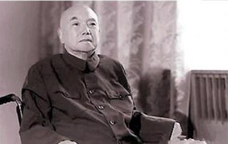 童陆生本拟授中将，为什么会被降为少将