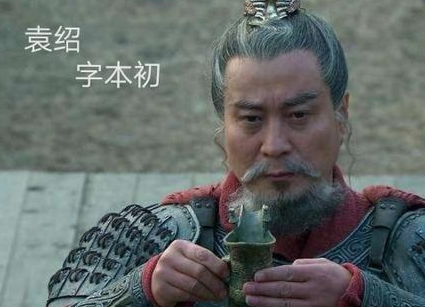 杨修也是四世三公 杨修为什么没有能成为一方诸侯