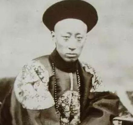 慈禧作为晚清实权掌控者 慈禧是怎么将权力抓到手中的