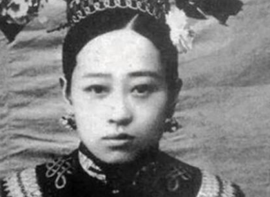溥仪入宫后，端康太妃是如何管束他的