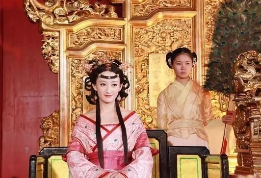 揭秘:为什么两汉时期“后宫干政”是最多的