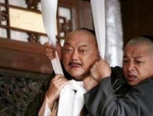 乾隆死后15天，嘉庆为什么就下令杀了和珅