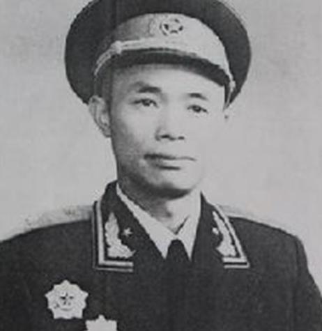 钟伟在青树坪战役为什么会失败