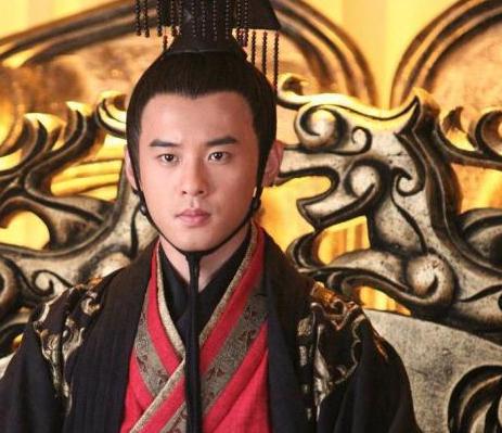 汉景帝自己有自己的儿子 为什么窦太后让他将皇位传给自己的弟弟呢