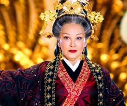 汉景帝自己有自己的儿子 为什么窦太后让他将皇位传给自己的弟弟呢