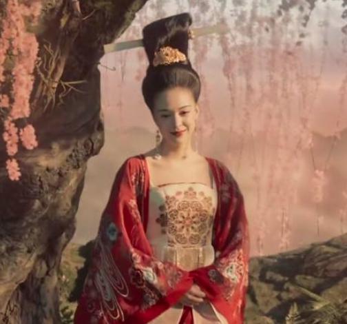 唐玄宗独宠杨贵妃,为什么没有封她为皇后