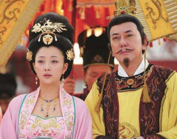 唐玄宗独宠杨贵妃,为什么没有封她为皇后
