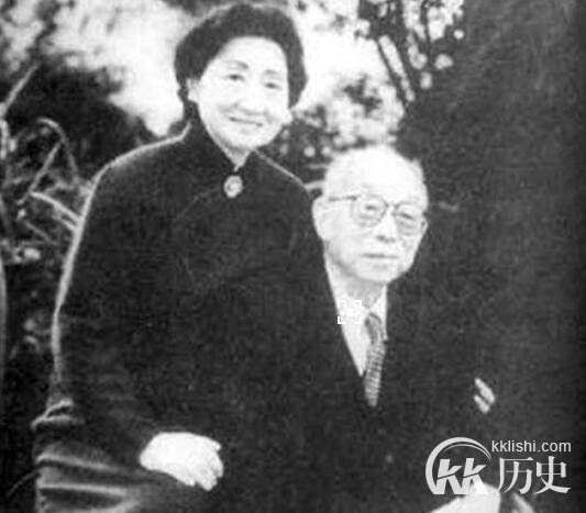 张学良被软禁多少年 少帅张学良的软禁生涯如何度过?