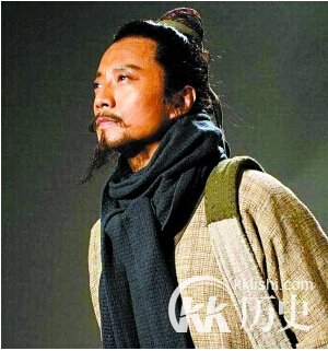 宋江是个怎样的人？为何说宋江是纯用术数去笼络人