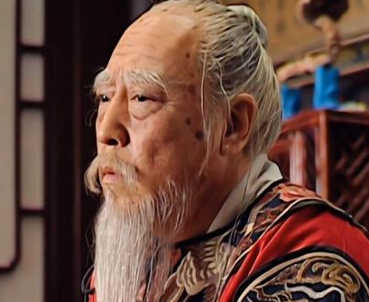 严嵩父子做好做尽 嘉靖对两人为什么杀一个留一个