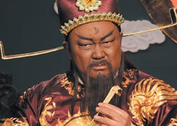 包拯刻在石碑上的名字为什么会被抹掉