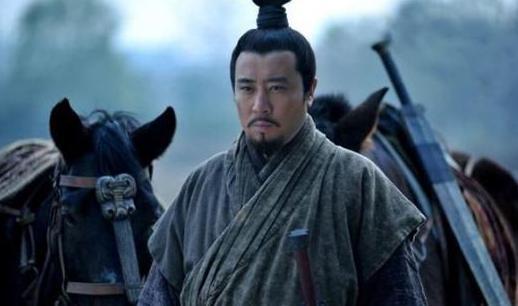三国中孙权和曹操都有宗亲相助,为什么只有刘备没有