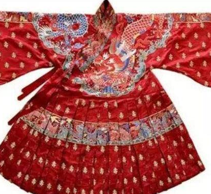 古代皇帝都是穿龙袍的 宋朝皇帝为什么是一个例外