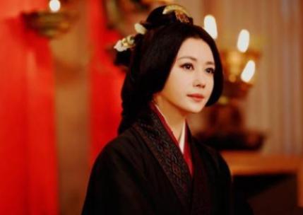 杜夫人常年被霸占，为什么没有寻短见