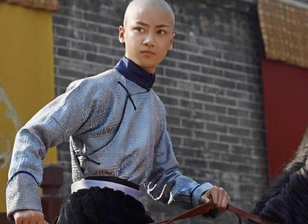 乾隆的儿子那么多 乾隆最后为什么把皇位传给嘉庆