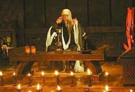 魏延将诸葛亮续命用的七星灯踢翻 诸葛亮为什么劝阻姜维杀他