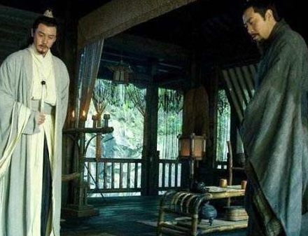 刘备为什么会拒绝攻打襄阳的建议 刘备为什么一定要攻打益州