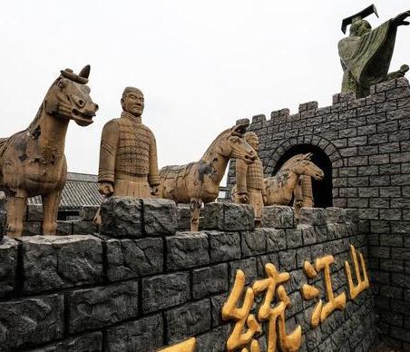 历史上的开国皇帝都会杀功臣 秦始皇为什么不杀功臣