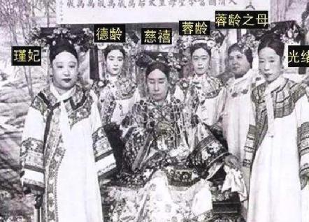 古代皇宫里面的女人每天都是什么样的 她们究竟是怎么度过的