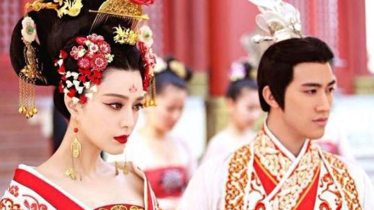 狄仁杰告诫女皇戒色，武则天是怎么回答他的