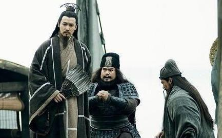 诸葛亮出征时为什么做轮椅 胡说,那玩意叫做战车